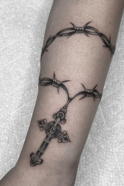 barbed wire Tattoo 